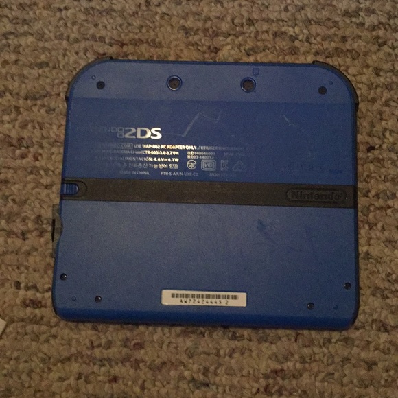 Nintendo 3DS - Picture 2 of 2